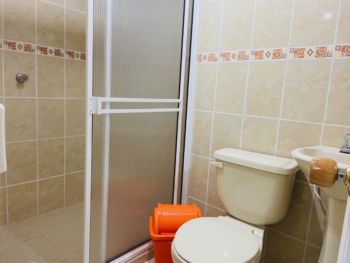 Casa Hostal Las Palmeras Guatapé Eksteriør bilde