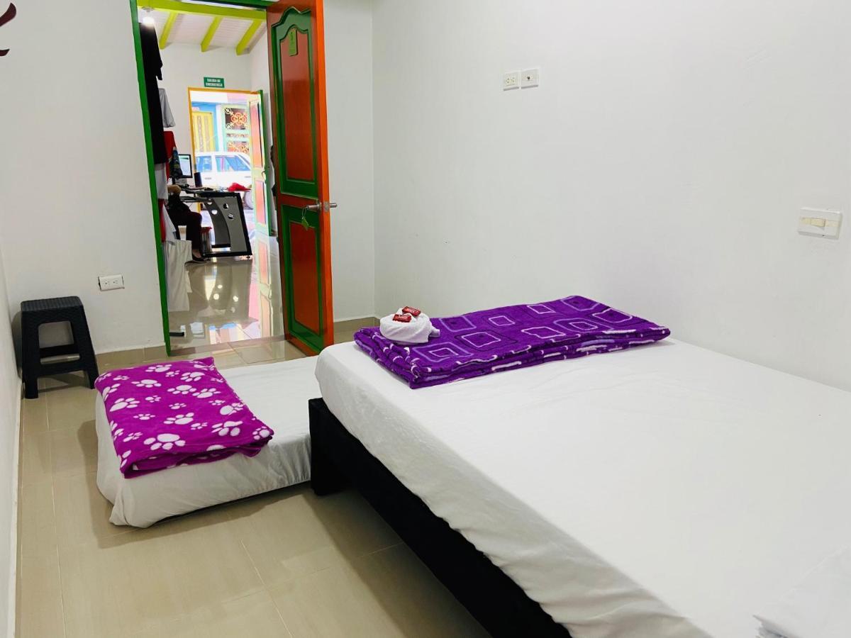 Casa Hostal Las Palmeras Guatapé Eksteriør bilde