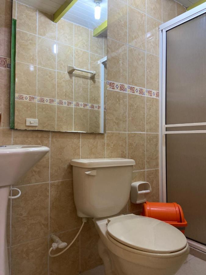 Casa Hostal Las Palmeras Guatapé Eksteriør bilde
