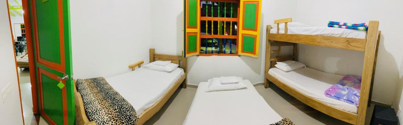 Casa Hostal Las Palmeras Guatapé Eksteriør bilde