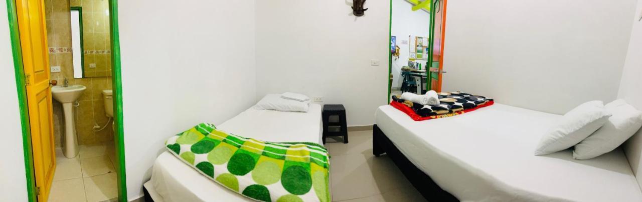 Casa Hostal Las Palmeras Guatapé Eksteriør bilde