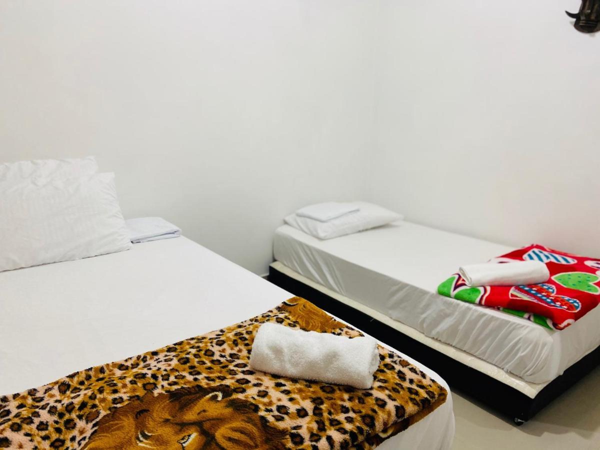 Casa Hostal Las Palmeras Guatapé Eksteriør bilde